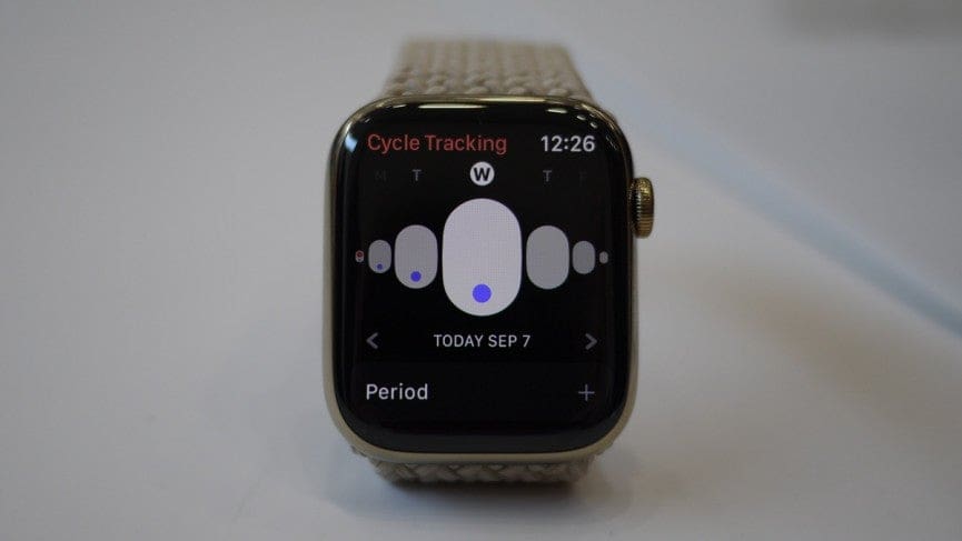 Apple Watch temperature sensor cycle tracking