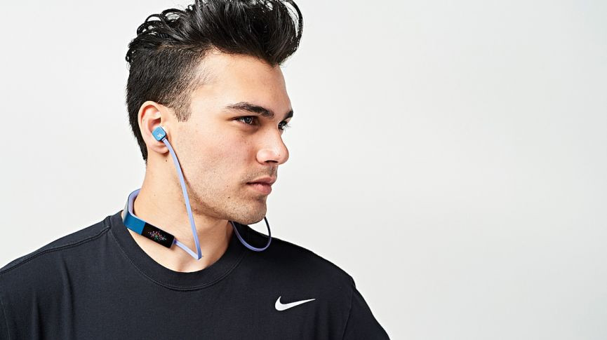 Vinci 2.0 is a standalone hearable designed to be your perfect running partner