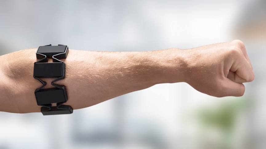 And finally: Gear S3 brings Samsung Pay to any Android smartphone