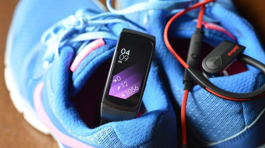 Samsung Gear Fit2 v Microsoft Band 2: Fitness tracker hybrid showdown