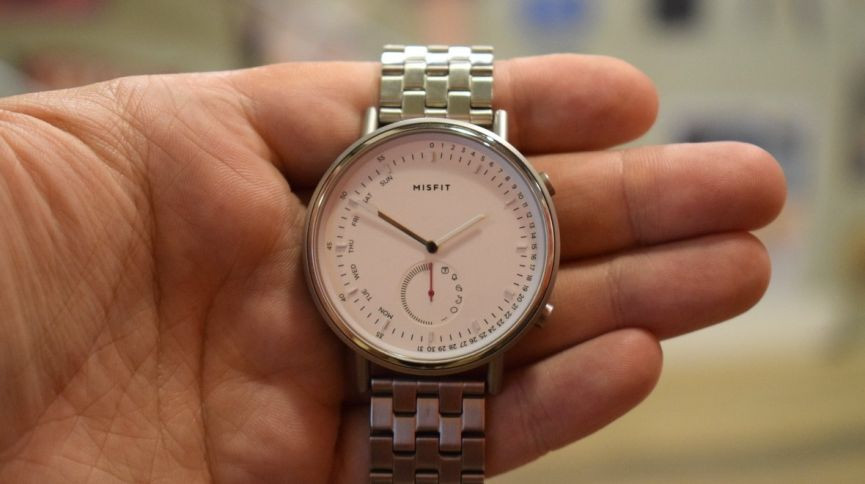 Misfit's second hybrid smartwatch, the Command, is shipping this month
