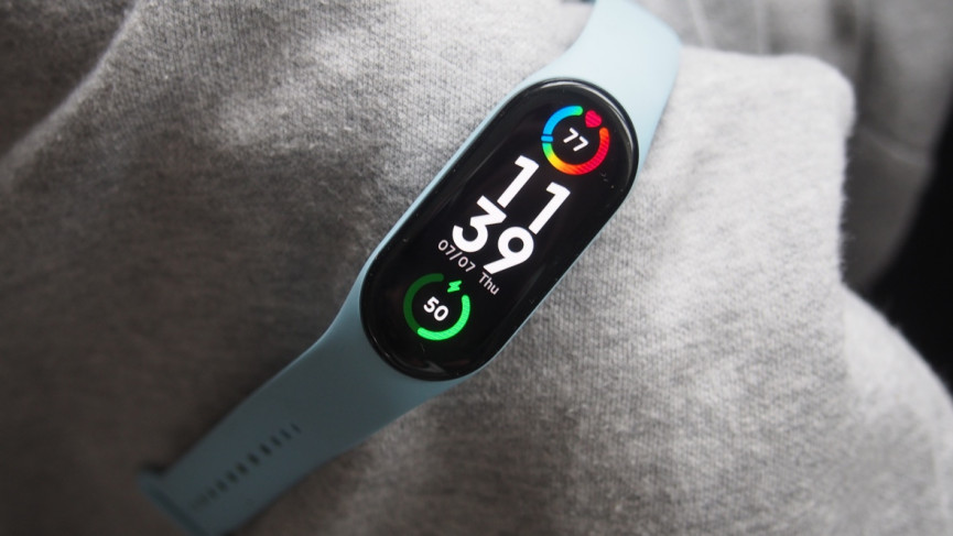 Xiaomi Mi Band 7 vs Mi Band 6: Key differences explained