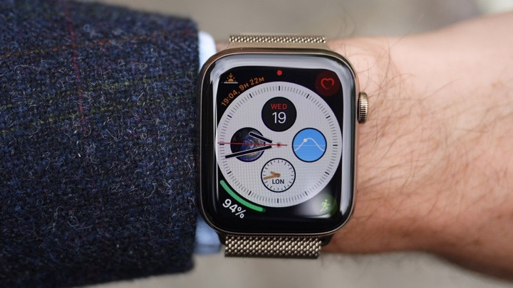 Apple Watch Series 4 v Samsung Galaxy Watch: The flagship smartwatches face off