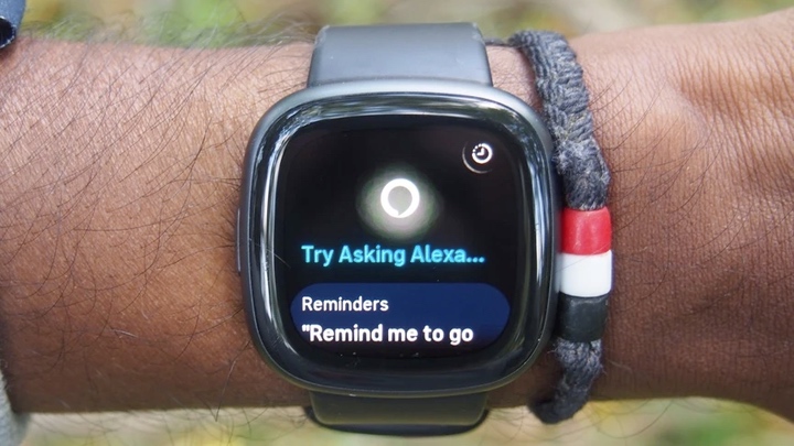 Fitbit Versa 4
