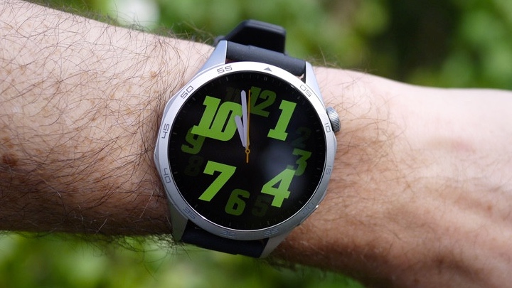 watch gt 4 design