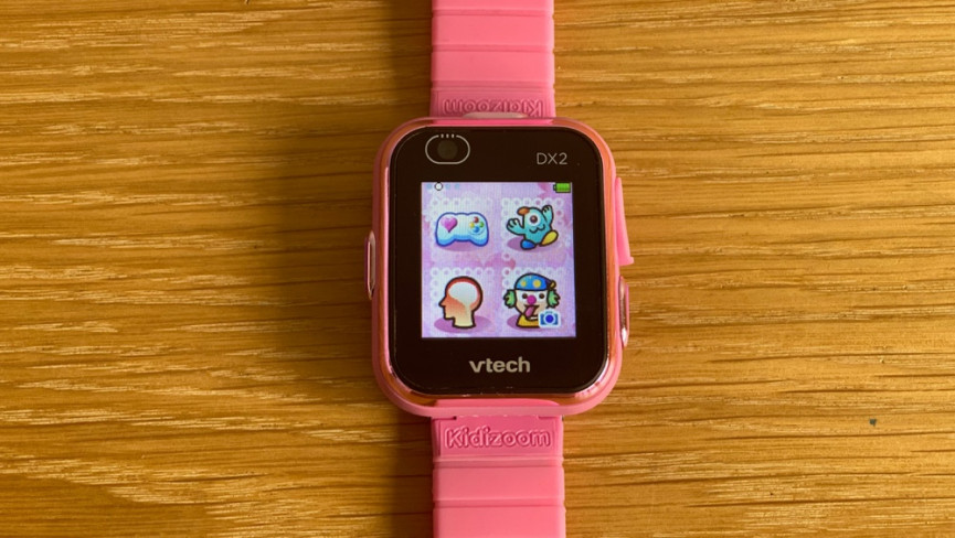 ​VTech Kidizoom DX2 review: fun but too bulky for kids