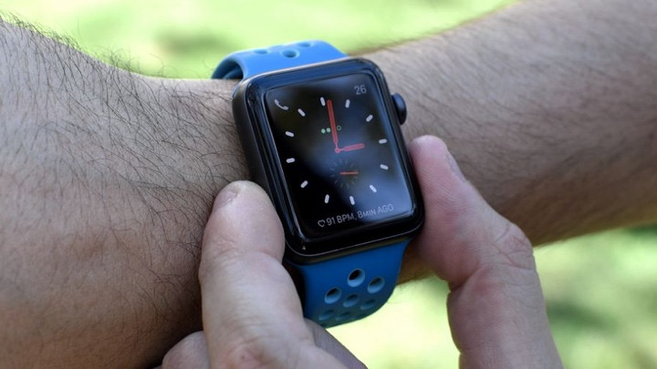 Apple Watch Series 5 vs Series 3: Which smartwatch is best?