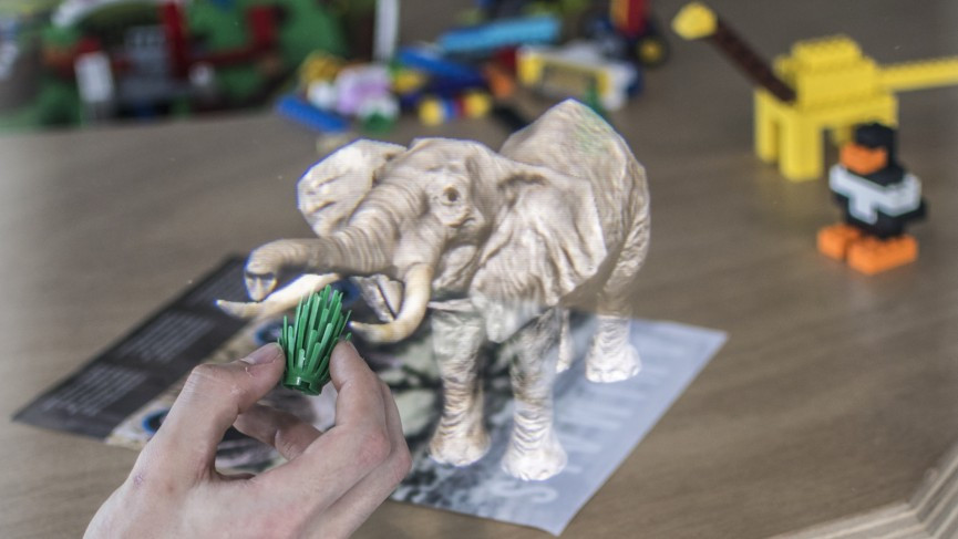 Aryzon wants to be the Google Cardboard of AR