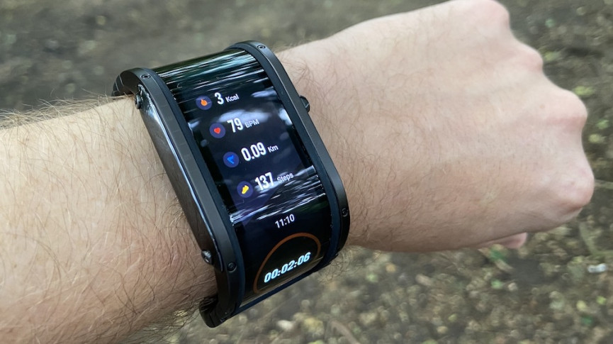 Nubia Watch is the embodiment of a smartwatch vision that nobody asked for