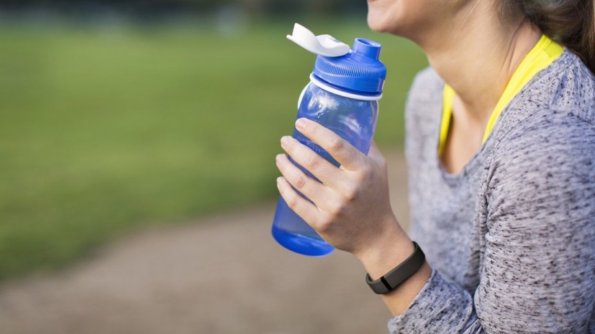 Fitbit Flex 2 v Fitbit Flex: Battle of the budget fitness trackers