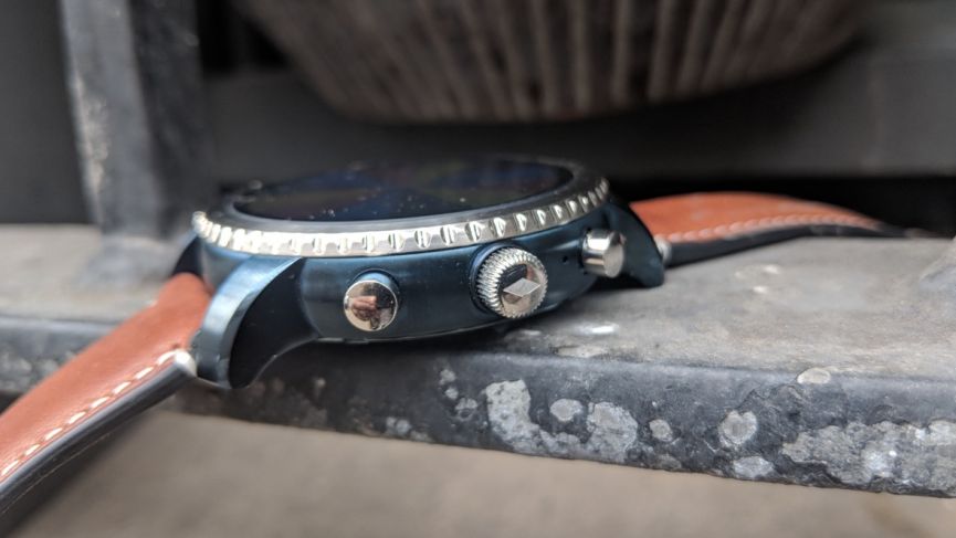 Fossil Q Explorist review