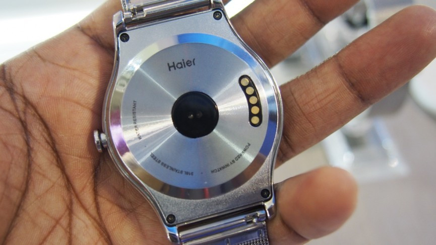 Haier Watch first look: A sleek smartwatch running full, fat Android