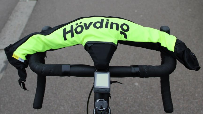 Cycling with Hövding: Trying out the wearable airbag for urban bikers