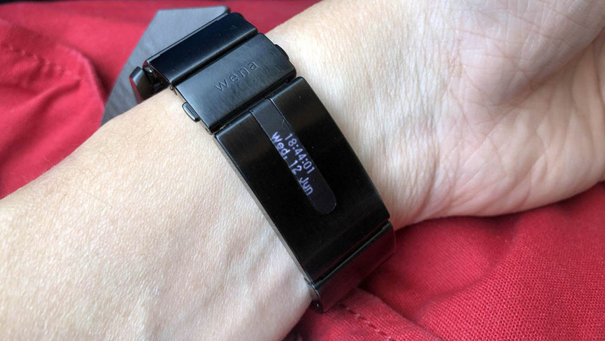 Sony Wena Wrist Pro review