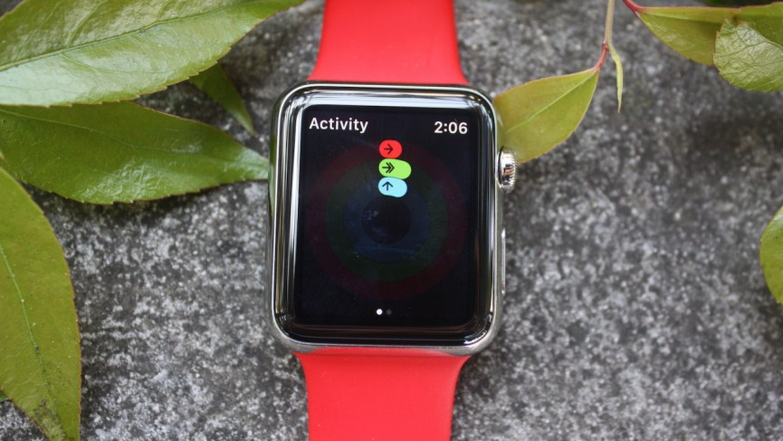 Fitbit Blaze v Apple Watch Series 2: Battle of the stylish smartwatches
