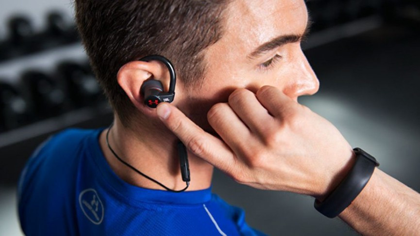 UA Record: How to use Under Armour's app to become a better runner