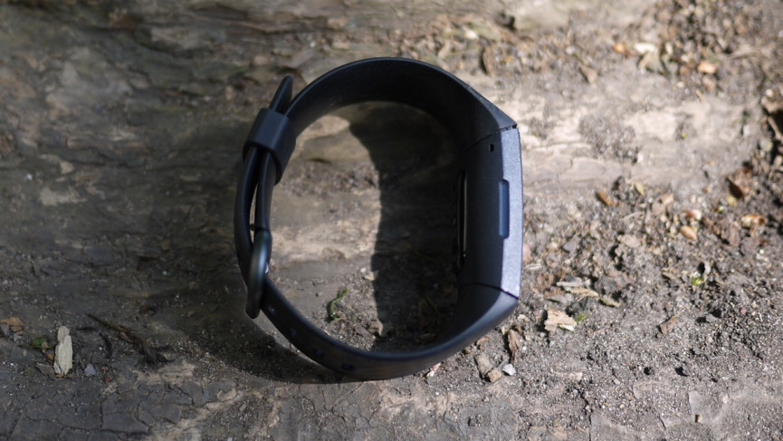 Fitbit Charge 4 review: Top fitness tracker with one problem