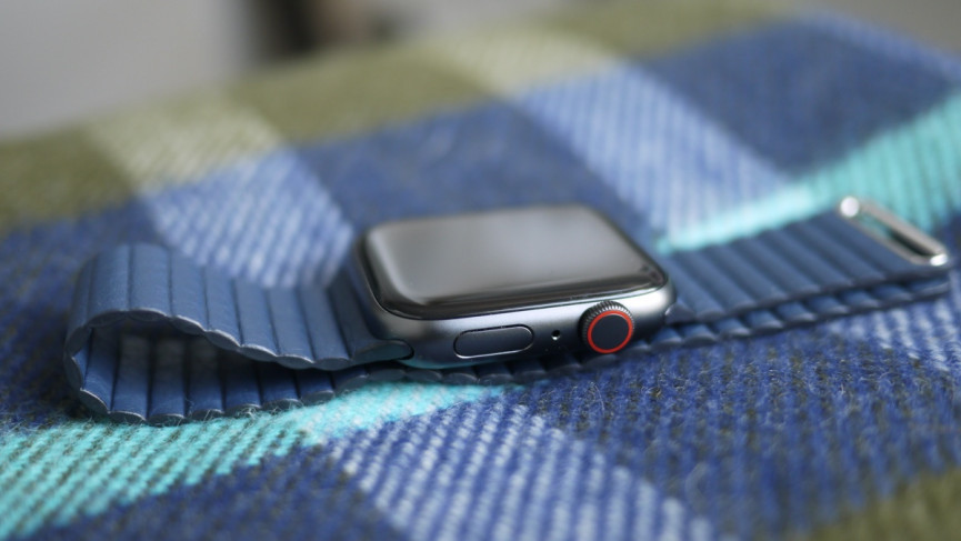 Garmin Venu Sq v Apple Watch: choose the right smartwatch for you