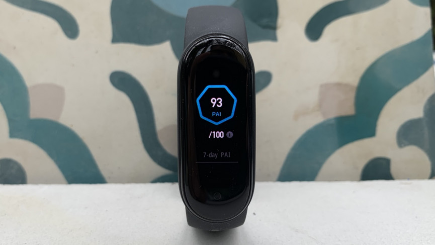 Xiaomi Mi Smart Band 5 review: budget band bosses the basics