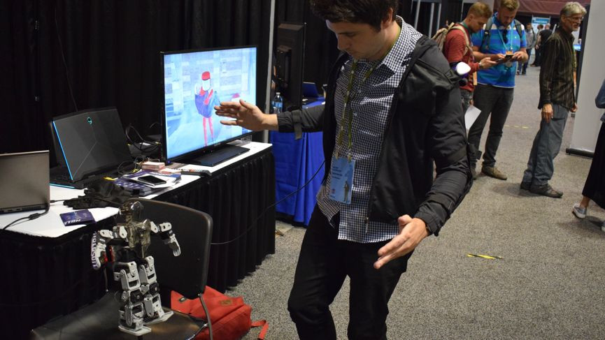I put on Kaaya Tech's HoloSuit and taught a robot to dance