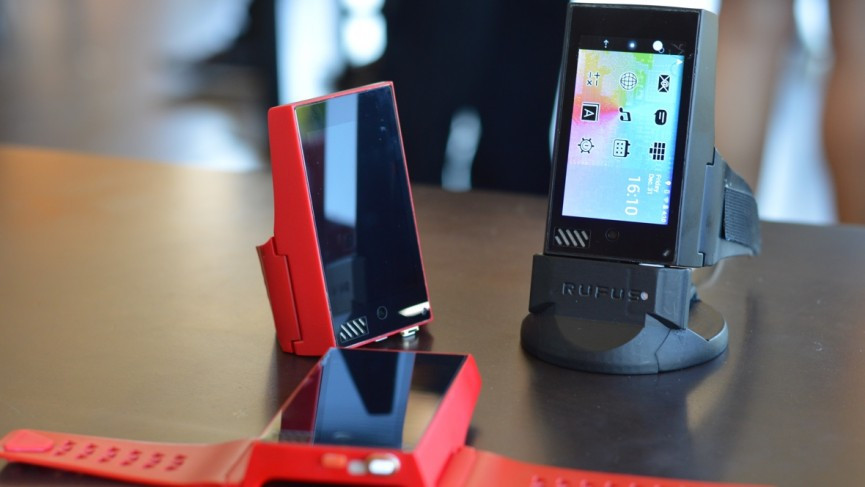 Rufus Cuff: First impressions of the phone-sized wearable