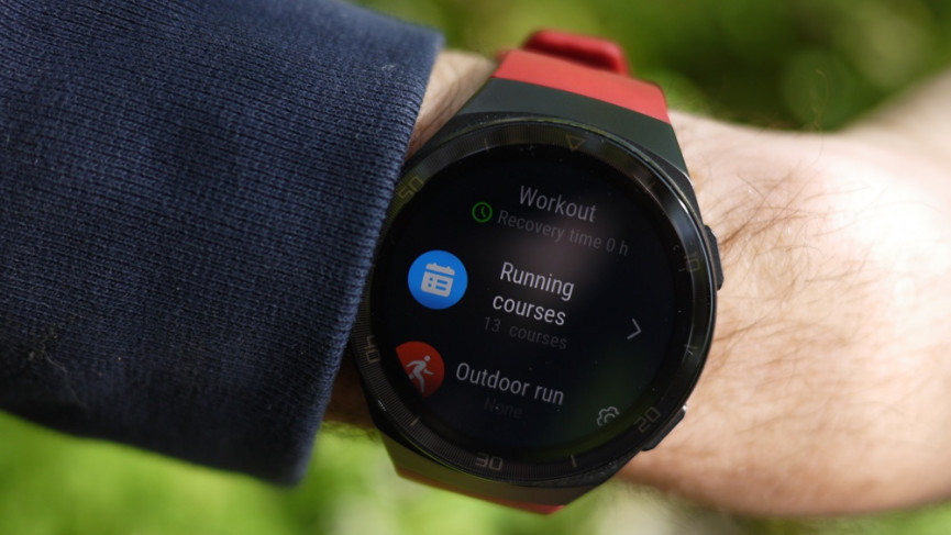 Huawei Watch GT 2 Pro v Huawei Watch GT 2e: What's different?