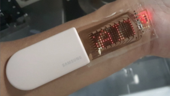 Samsung built a stretchy wearable that can show off your heart rate