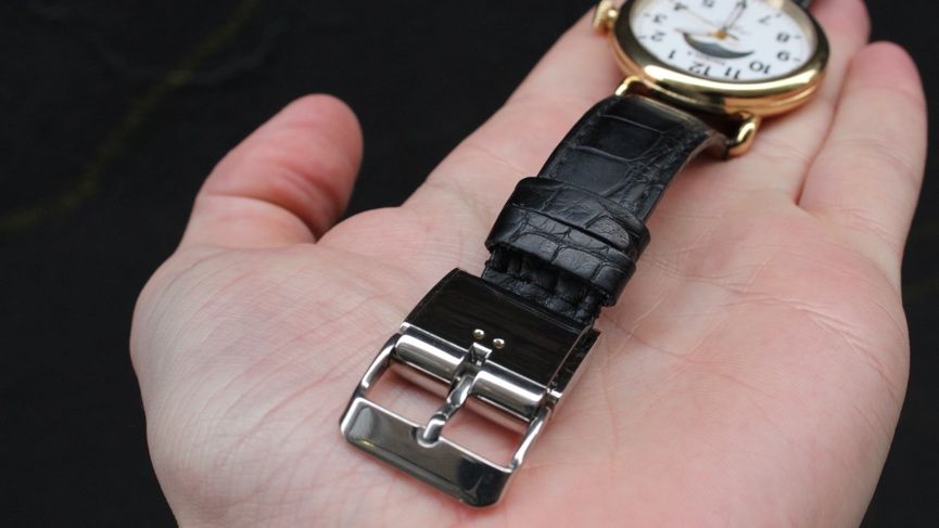 Living with Smart Buckle: Swapping my Fitbit for a secret activity tracker