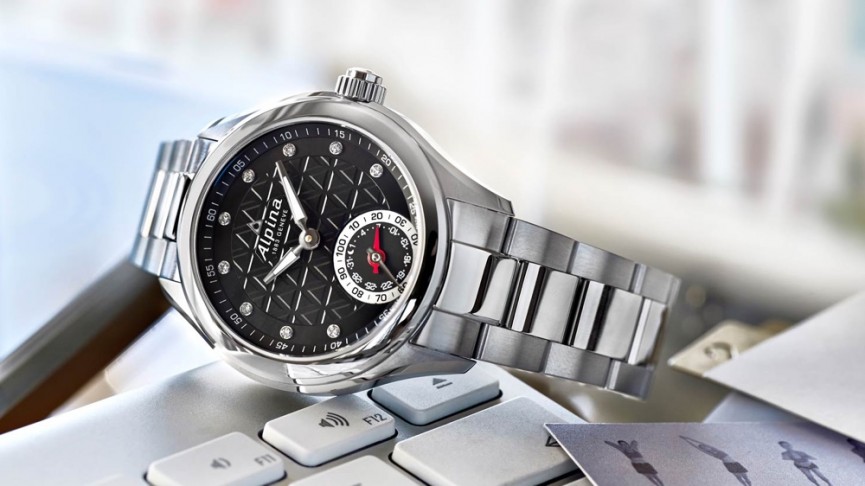 swiss-horological-smartwatch-1-1427121014-783g-column-width-inline
