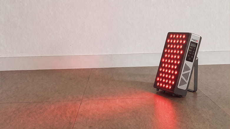 Flikeze SpectraPanel Elite 60 red light turned on