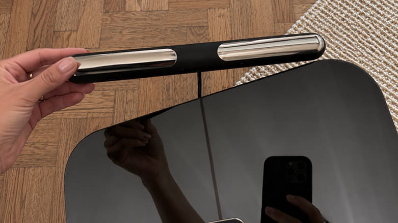 Hume Body Pod handle