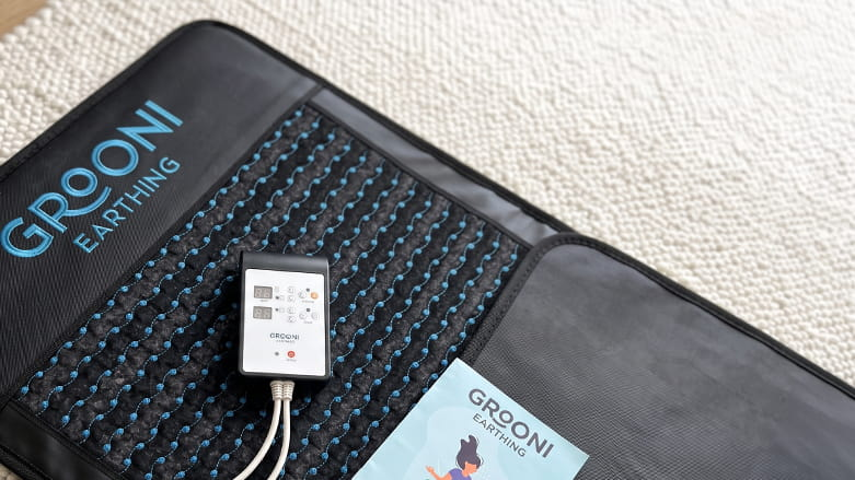 Grooni PEMF Infrared Mat Pro with controller