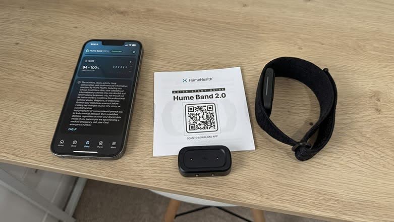 Hume Band 2 and its app