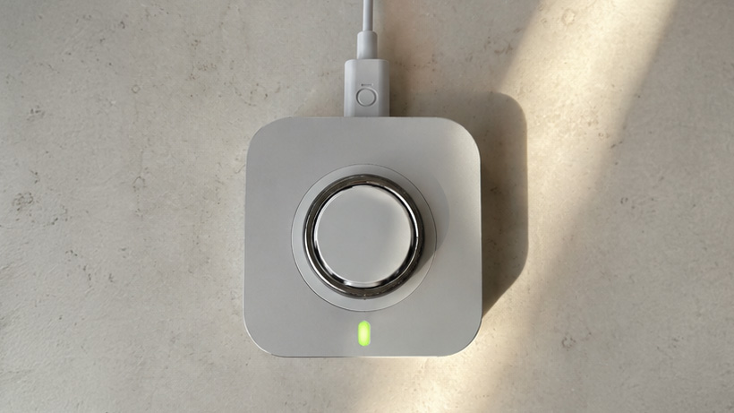 Charging Oura Ring 5