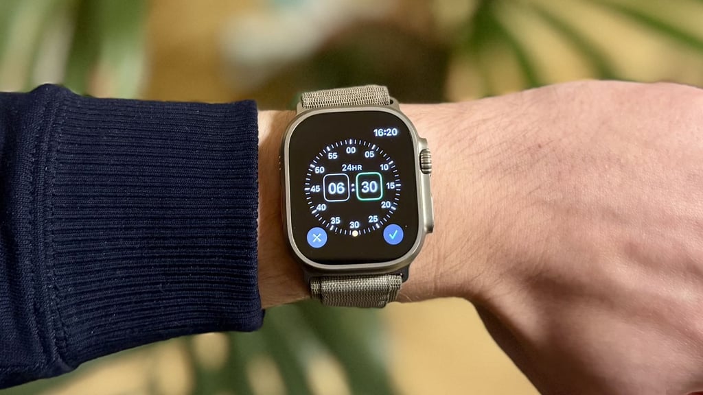 setting an alarm on apple watch ultra