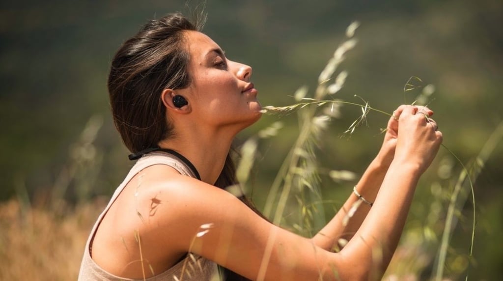 Bragi is sharing its AI tech to build smart running shoes, clothing and more