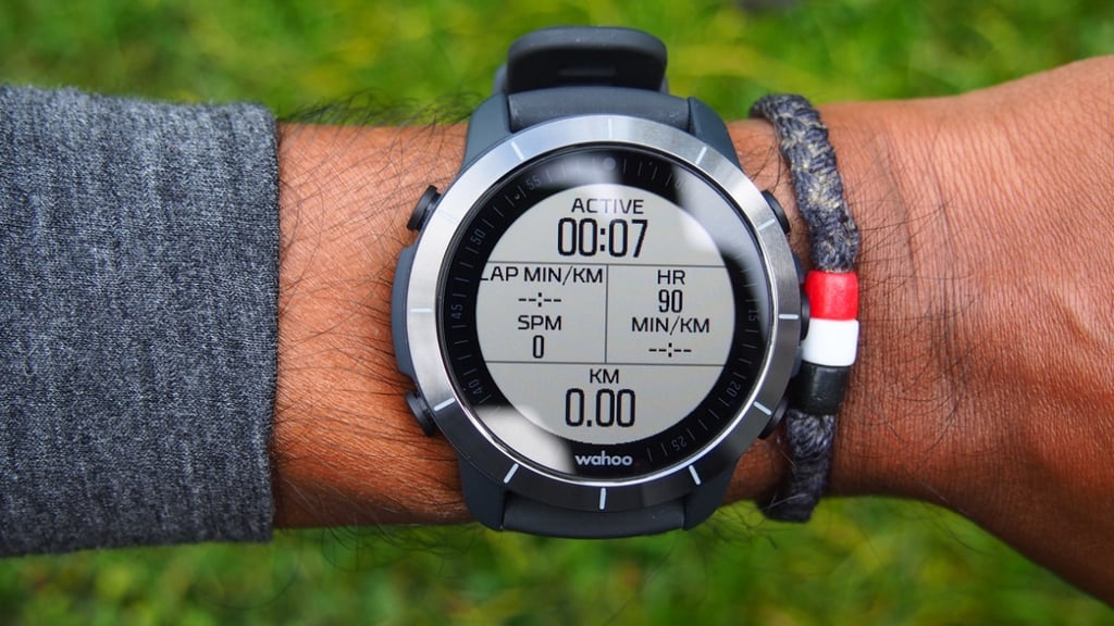 Wahoo Elemnt Rival review: Strong triathlon tracker