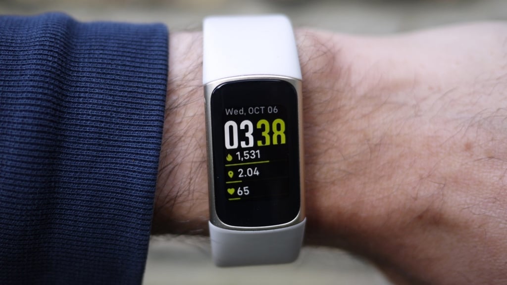 Xiaomi Smart Band 8 Pro vs. Fitbit Charge 6: Pick the best fitness tracker for your needs photo 5