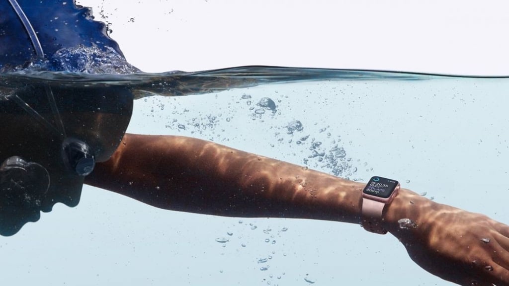 Tackling a triathlon: Speedo swim coach Dan Bullock on wearables and training