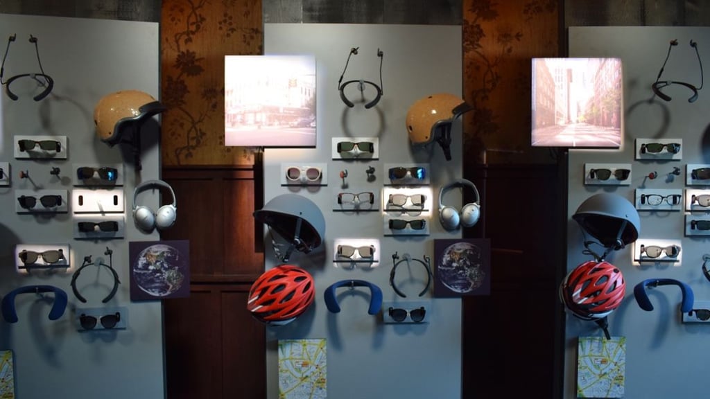 I explored SXSW, using Bose's AR smartglasses as my tour guide