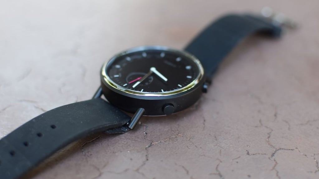 Misfit Command review