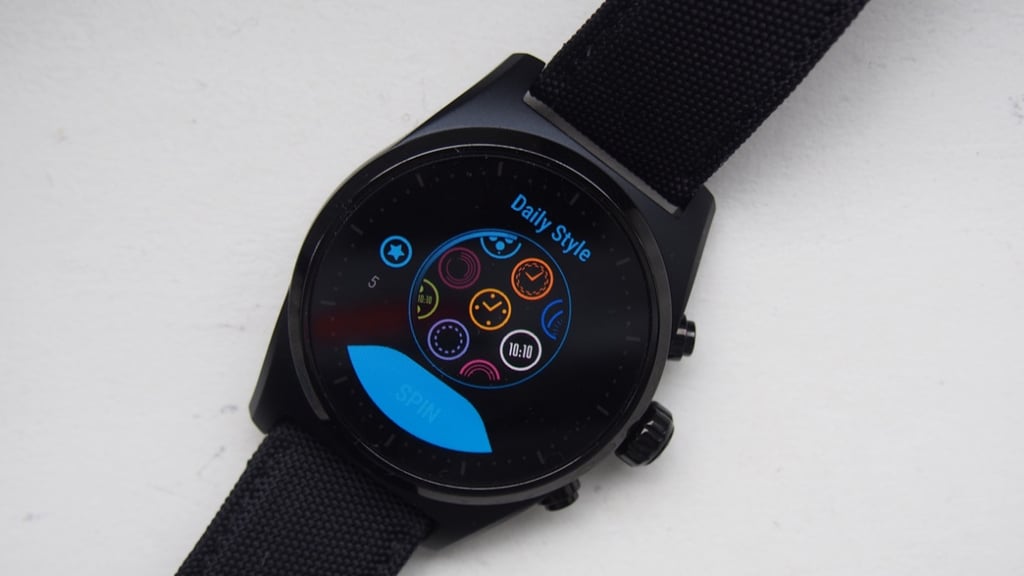 Montblanc Summit Lite review: get fit in style