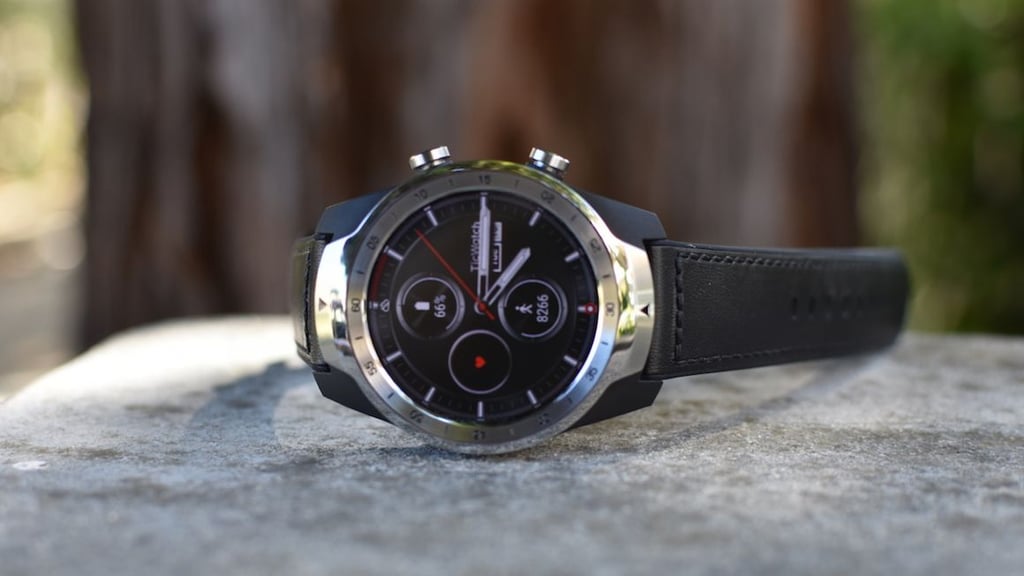 Ticwatch Pro review