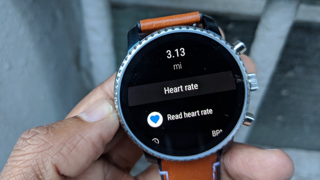 Fossil Q Explorist HR review