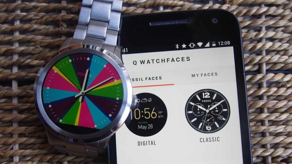 Fossil Q Founder review