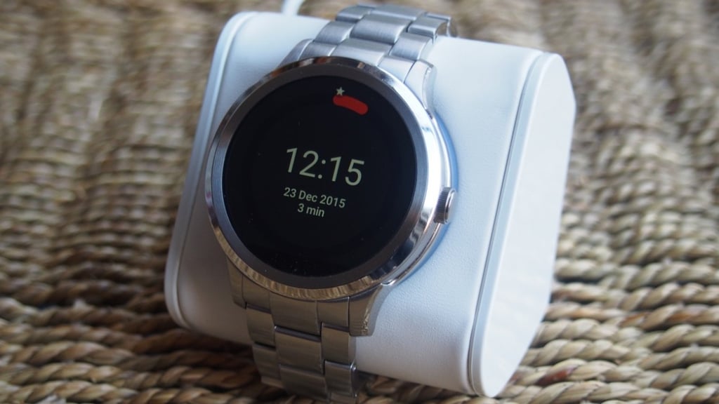 Fossil Q Founder review