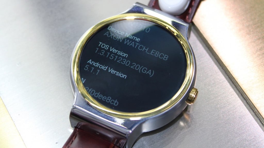 ZTE Axon Watch does a pretty good Android Wear impression
