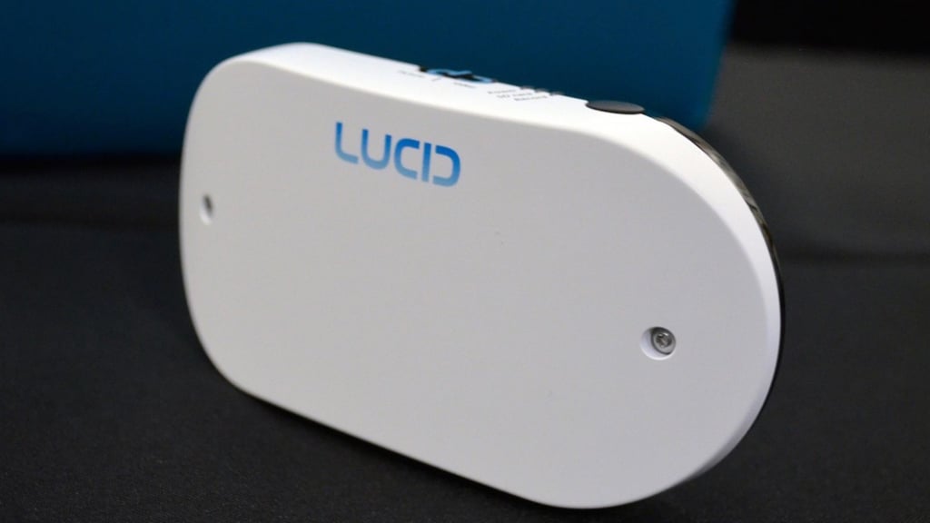 Point-and-shoot LucidCam promises homemade movies fit for VR