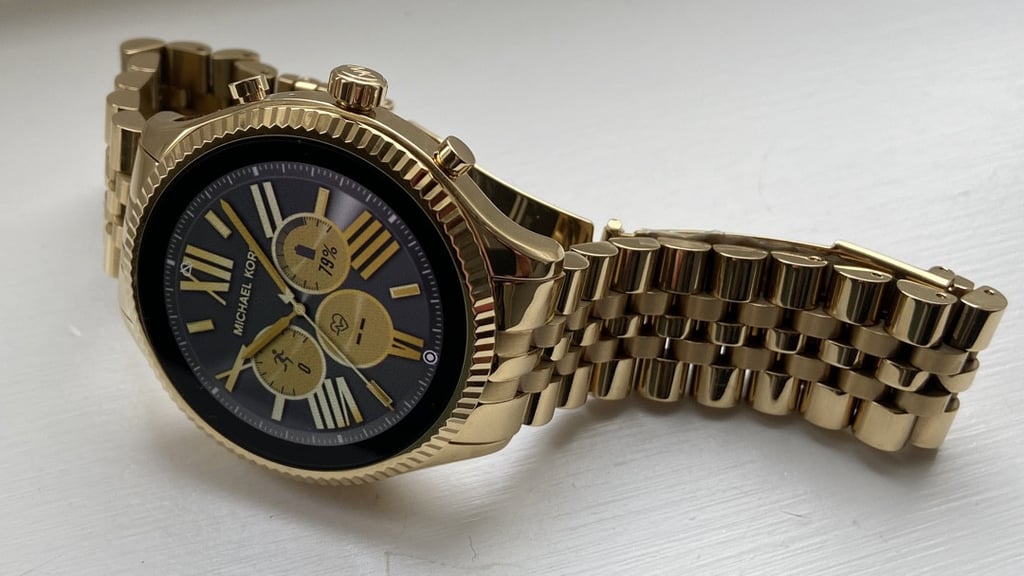 Michael Kors Access Lexington 2 review