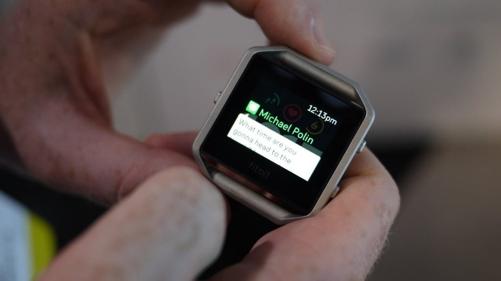 ​Fitbit Blaze vs Garmin Vivoactive HR: Sport watches go head-to-head
